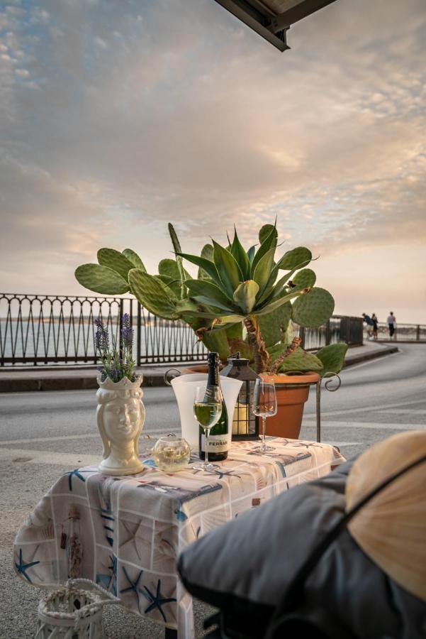 Suite Ortigia Vista Mare Syracuse ภายนอก รูปภาพ