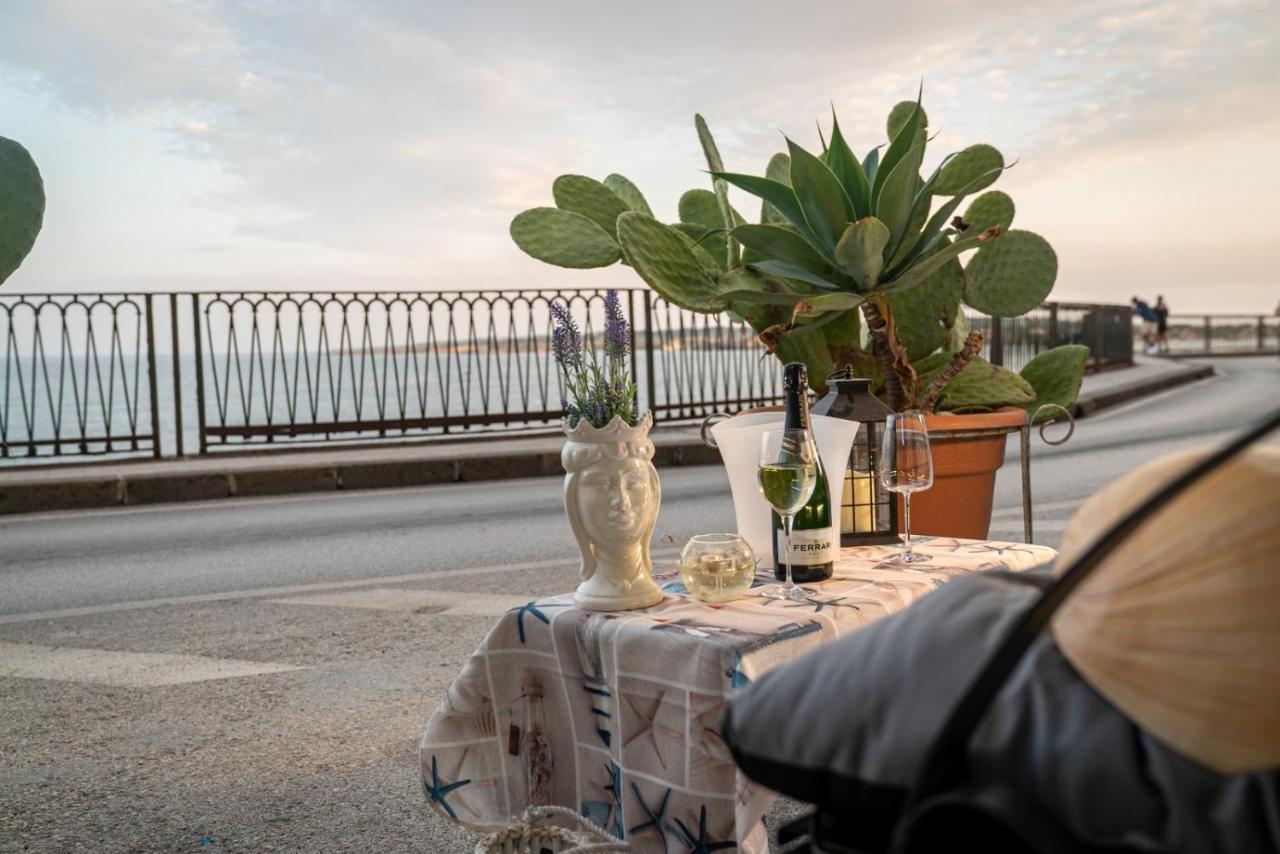 Suite Ortigia Vista Mare Syracuse ภายนอก รูปภาพ